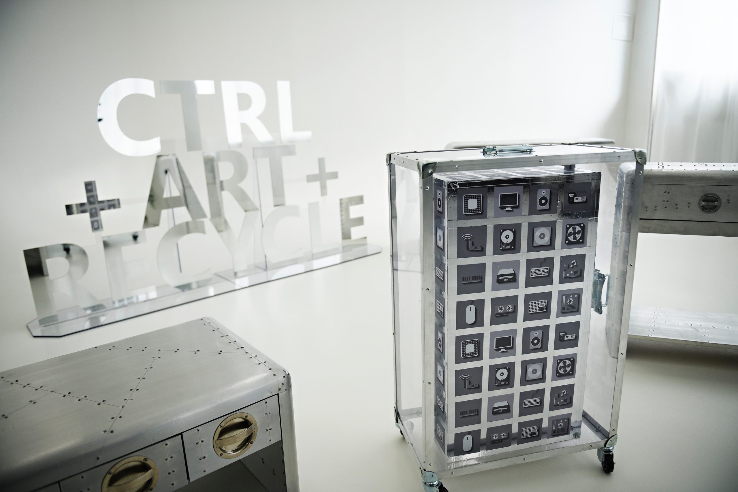 CTRL + ART + RECYCLE – un proiect manifest semnat de Asociatia ENVIRON